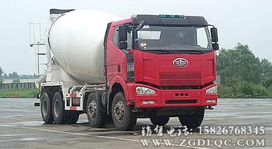 解放平頭混凝土攪拌車
