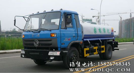 東風145灑水車