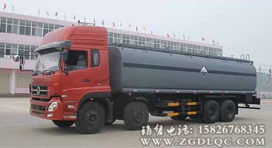 東風(fēng)天龍前四后八化工液體運(yùn)輸車