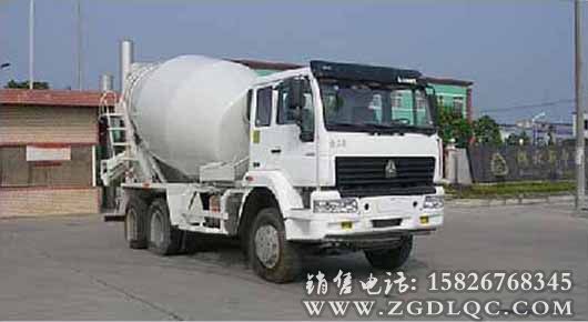 斯太爾后雙橋混凝土攪拌運輸車