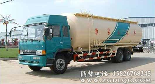 解放后雙橋粉粒物料運(yùn)輸車