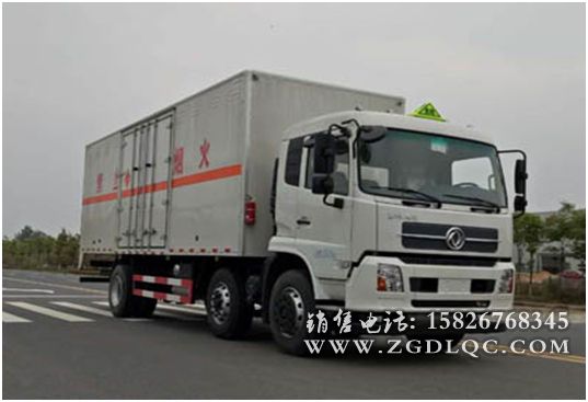 東風(fēng)小三軸防爆車(chē)