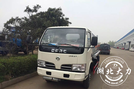 �|�L(f��ng)���𿨼���܇(ch��)�DƬ