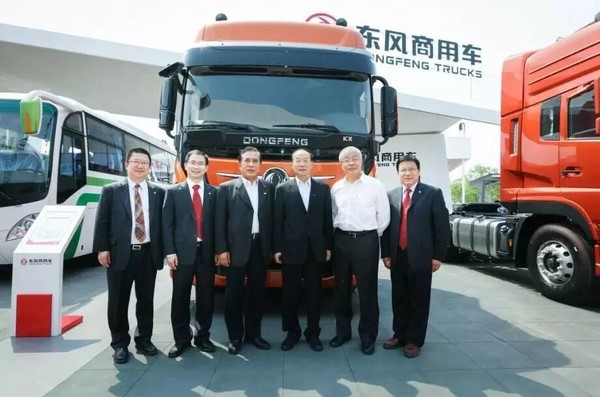 �|�L(f��ng)����܇ף�R���ϴ�硱60�q���տ옷(l��)