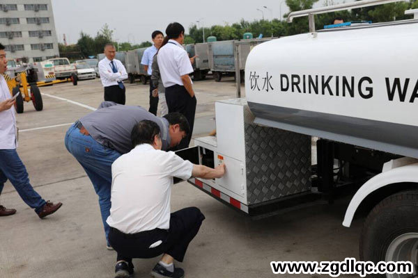 �|�L(f��ng)��܇�ɷݼ�늄�(d��ng)�����Ї����ՙz�(y��n) 