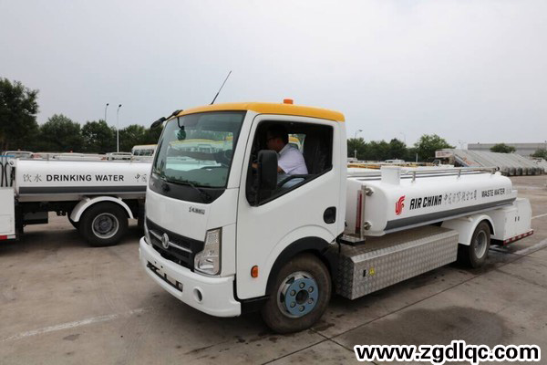 �|�L(f��ng)��܇�ɷݼ�늄�(d��ng)�����Ї����ՙz�(y��n) 