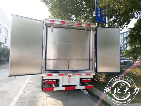 �t(y��)���U���D�\܇�r��