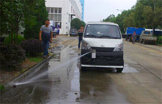 �L(zh��ng)��·����ϴ�B(y��ng)�o(h��)܇