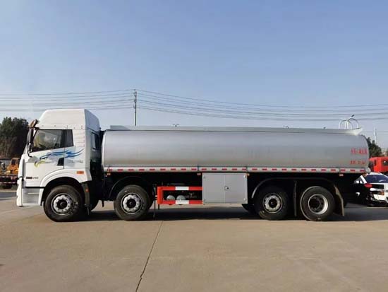 ���ǰ�ĺ�����Һ܇